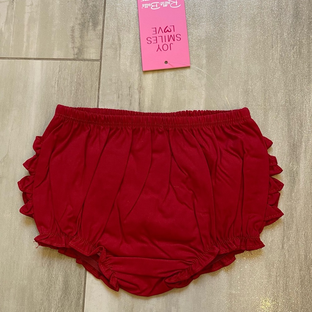 NWT RuffleButts Vibrant Red Woven Cotton Ruffled Bloomers Shorts, Girls 3-6M